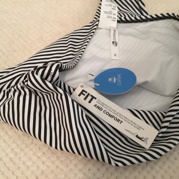 Cupshe bikini. High waisted black & white stripe bottom and pink floral top - Picture 5 of 16